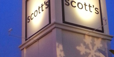 scott's restaurant and bar, winter crafted cocktails, foodies, costa mesa,