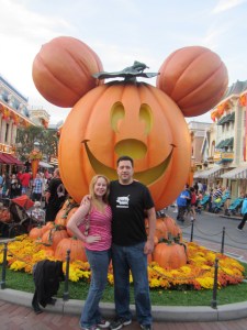 Disneyland annual passes, premium, deluxe, save money