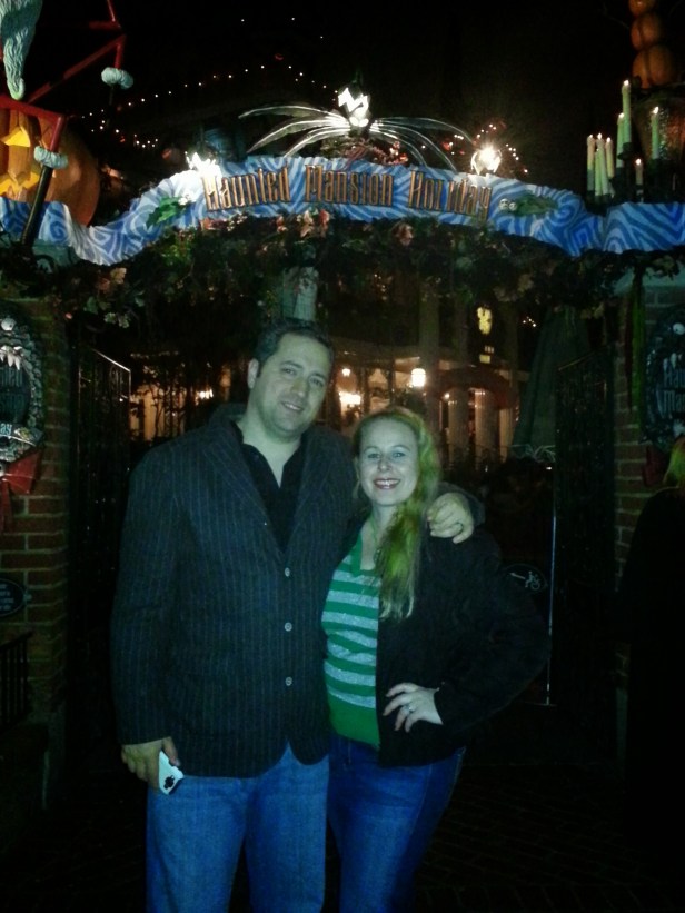 Haunted Mansion Holidays Style - Disneyland Holiday Magic