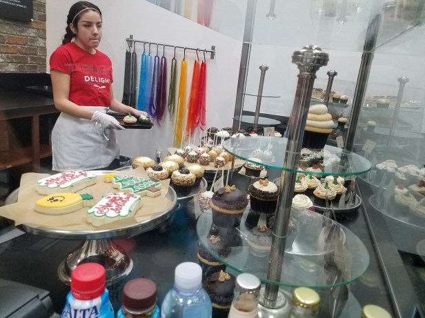 my delight cupcakery, cupcakes ontario, desserts