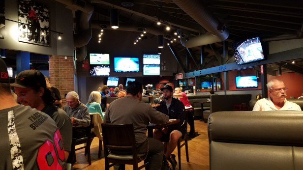 Dining Room - Oggi's Mission Viejo