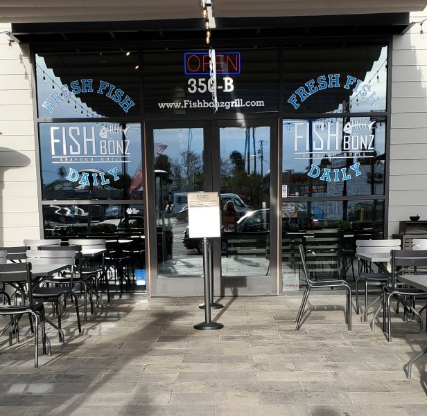 costa mesa restaurants, seafood, costa mesa, Fishbonz